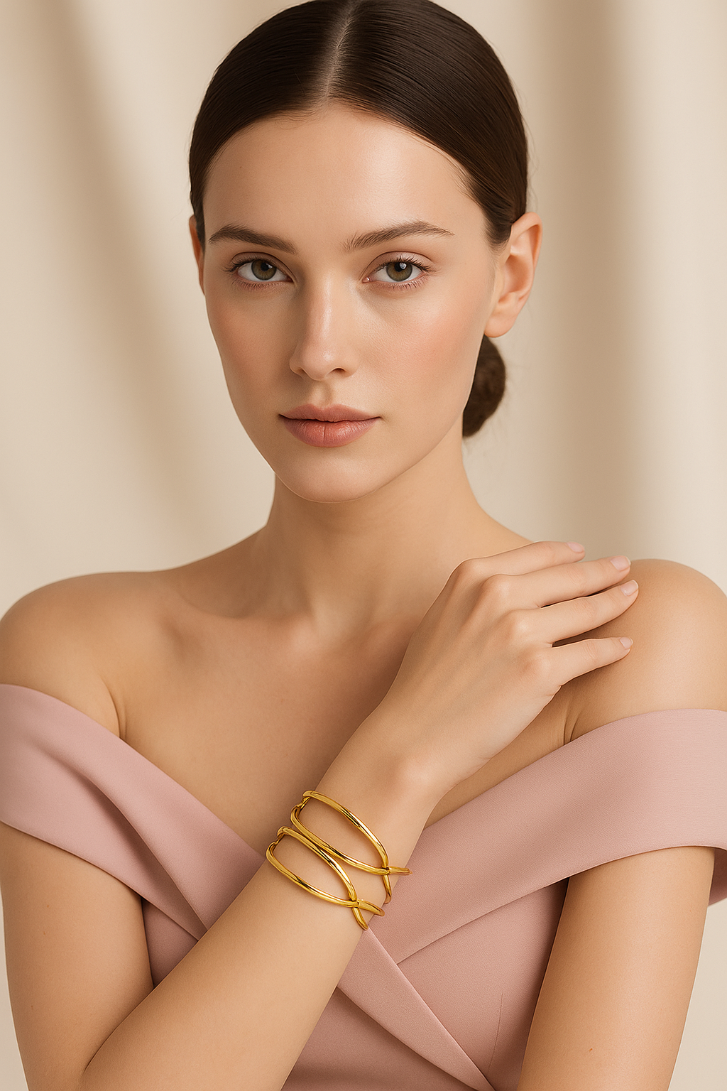 Indiriva Criss-Cross Cuff