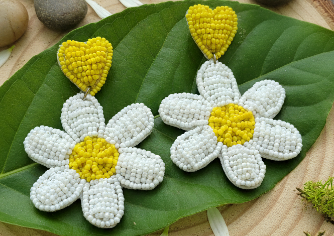 Indiriva Bohemian Daisy Earrings