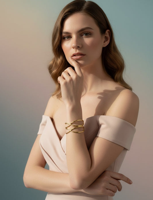 Indiriva Criss-Cross Cuff