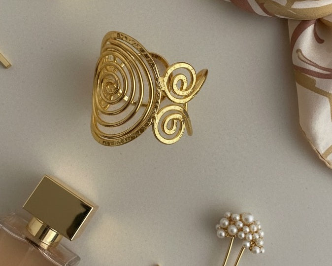Indiriva Golden Spiral Cuff