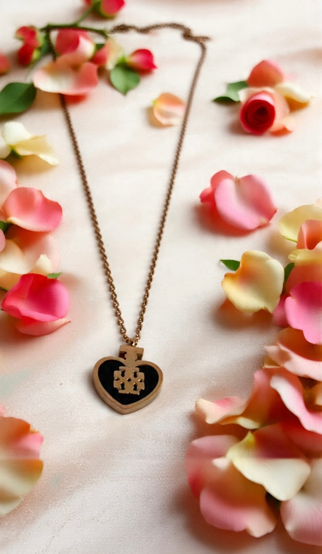 Indiriva Heart Enigma Necklace