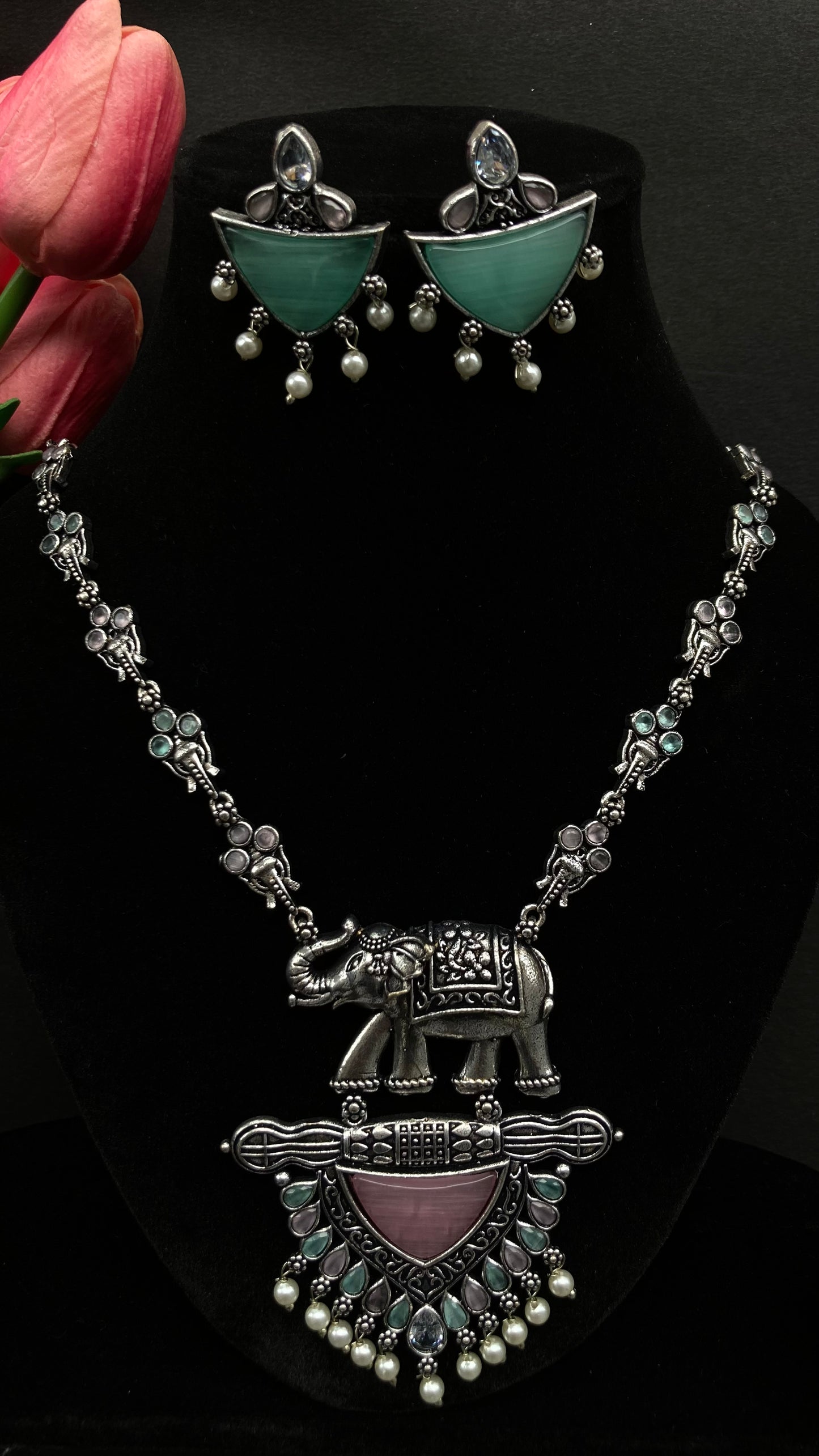 Indiriva Rajwada Charm Set