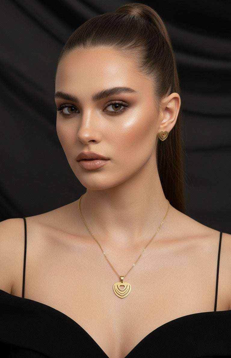 Indiriva Golden Aura Heart Set – Pendant Necklace & Stud Earrings