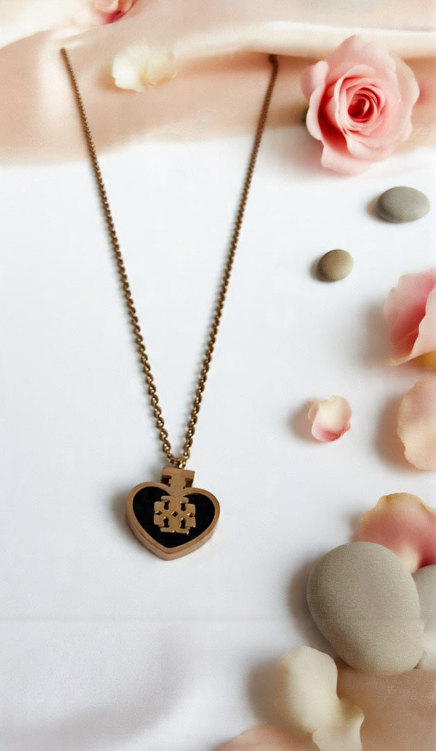 Indiriva Heart Enigma Necklace