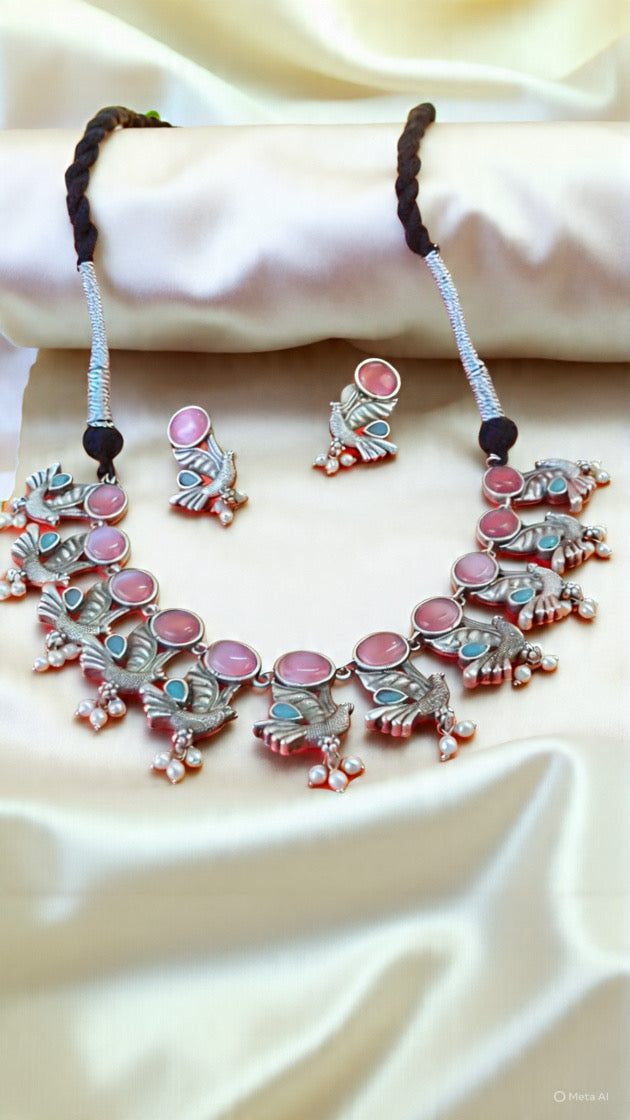 Indiriva Chirping Charm Choker