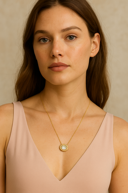 Indiriva Elliptical Pendant Necklace