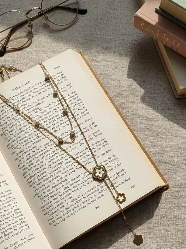 Indiriva Fleur Pearl Necklace