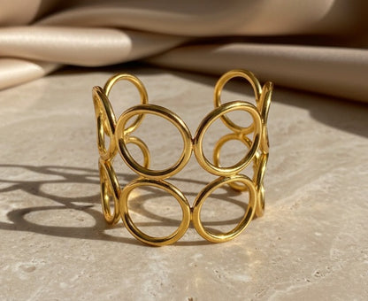 Indiriva Golden Loop Cuff