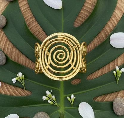 Indiriva Golden Spiral Cuff