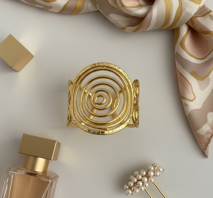 Indiriva Golden Spiral Cuff