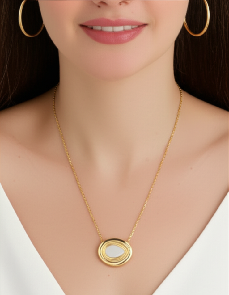 Indiriva Elliptical Pendant Necklace
