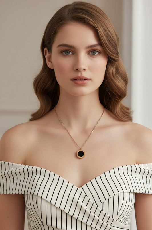 Indiriva Onyx Orbit Necklace